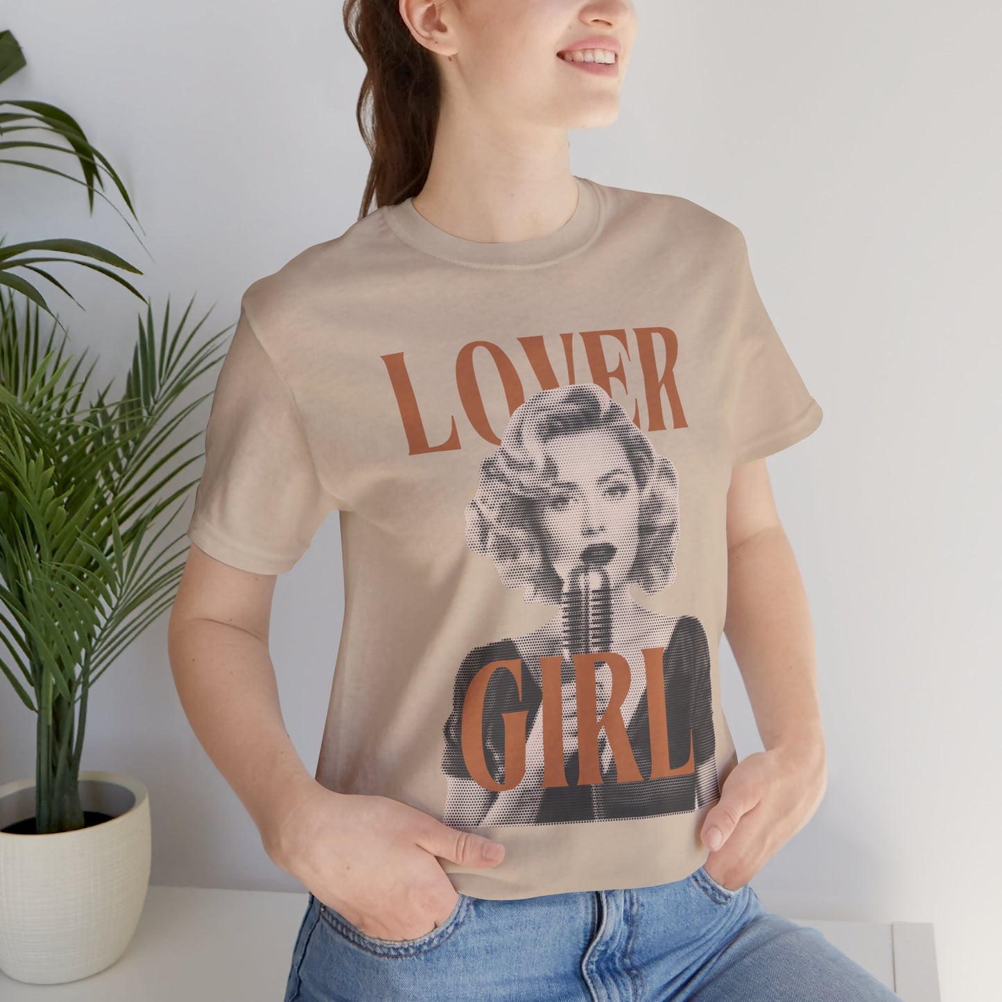 Lovergirl Vintage Aesthetic Valentine's Day Graphic Streetwear T-Shirt